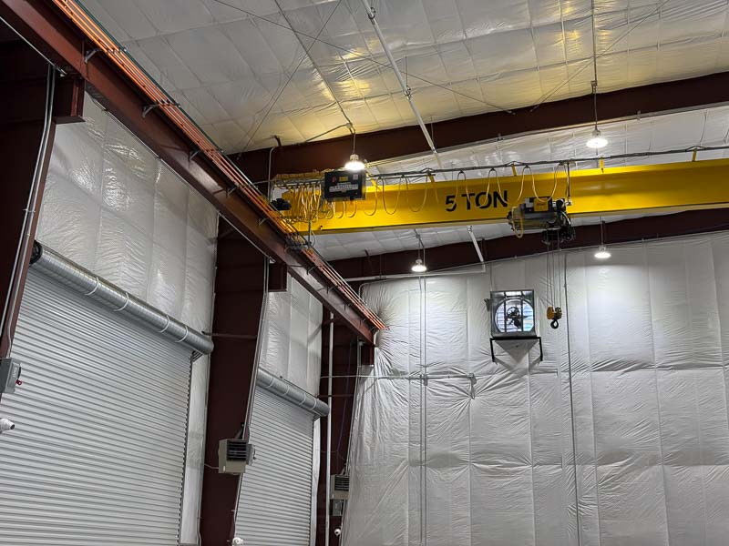 5-ton crane inside 80x135x33 commercial steel building